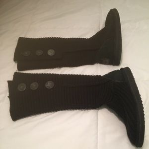 Black Sweater UGG boots Size 8